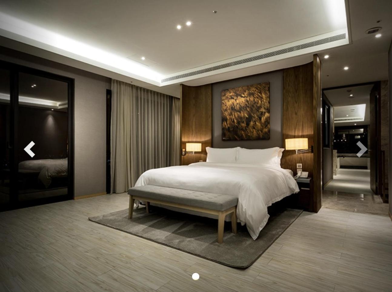 Cuncyue Hot Spring Resort Luodong Δωμάτιο φωτογραφία A bedroom at the Ritz-Carlton, Maldives