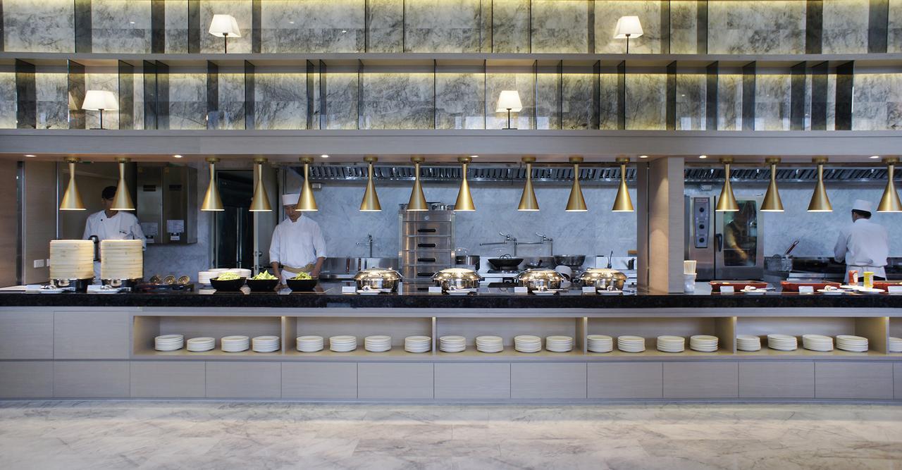 Cuncyue Hot Spring Resort Luodong Εξωτερικό φωτογραφία The kitchen at the restaurant